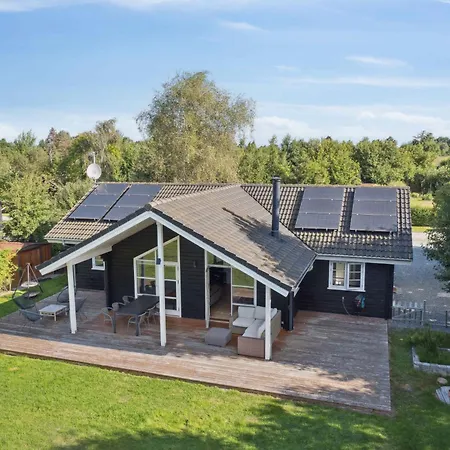 With Near And Nature Tatil Evi Dannemare